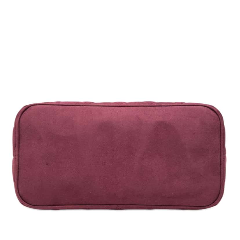 Chanel Suede Medallion Tote Red Leather Very good condition - Inside View