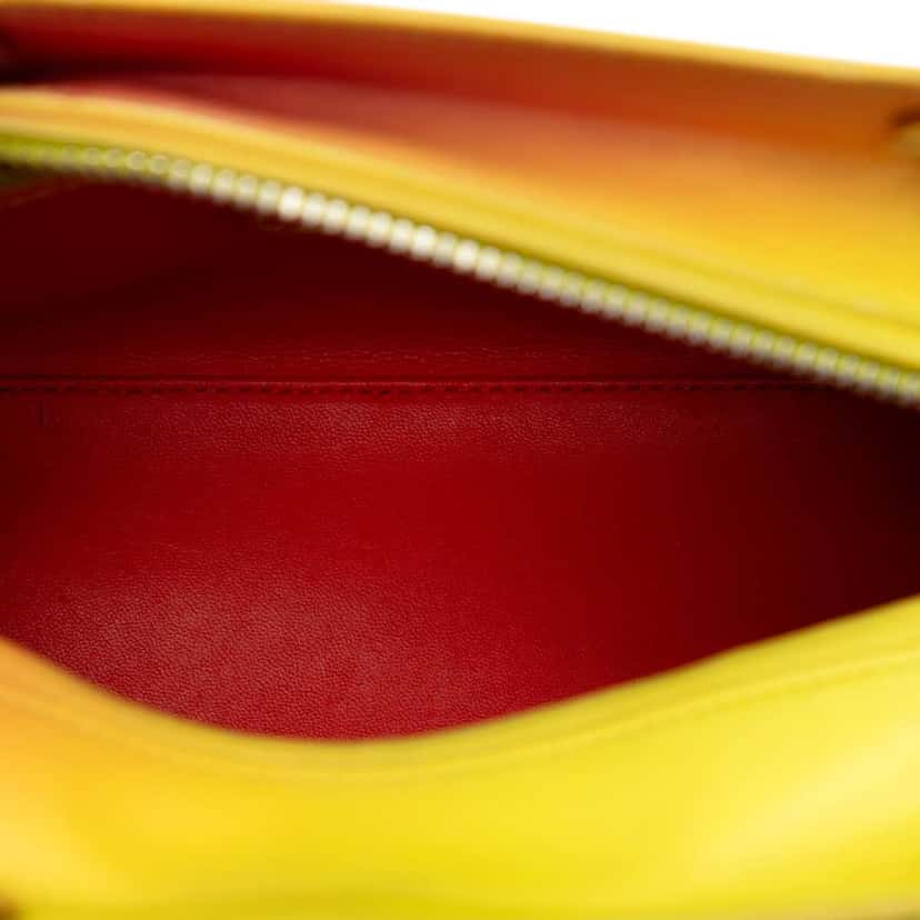 Dior Medium Ombre Calfskin Lady Dior Yellow Leather Very good condition - Model View