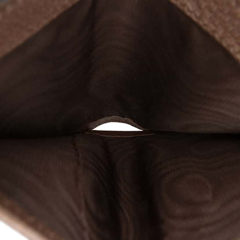 Gucci Disney GG Supreme Donald Duck Compact Wallet Beige Canvas Very good condition - Model View