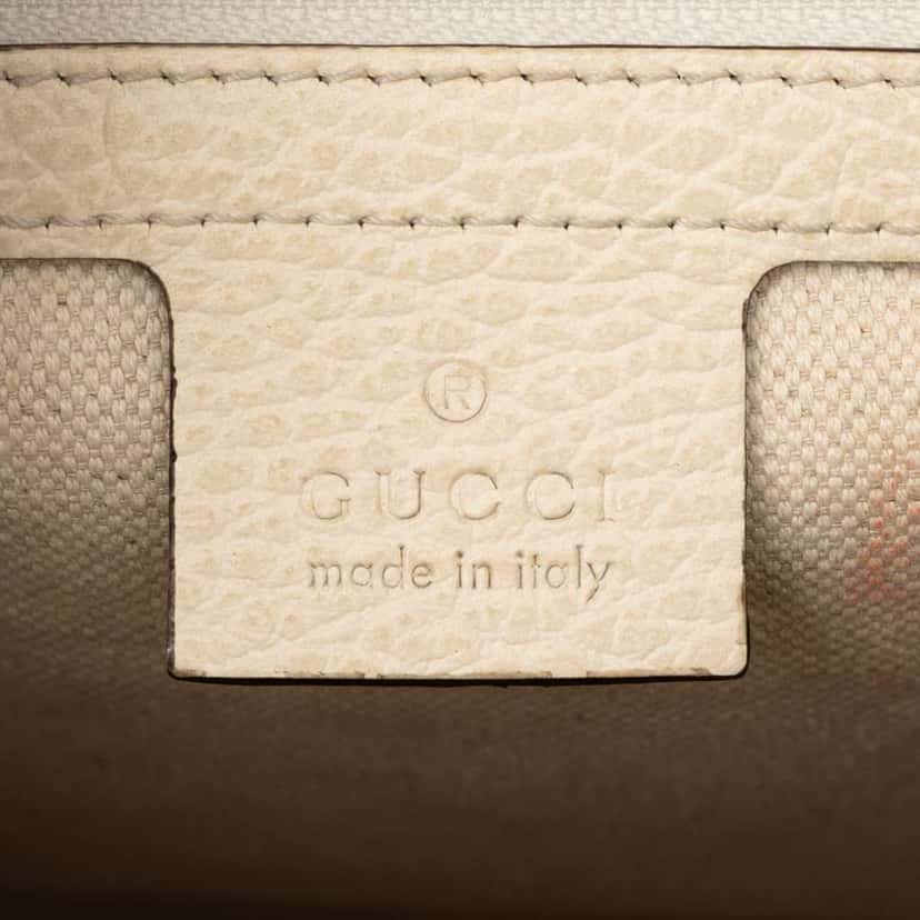 Gucci Grained Calfskin Logo Crossbody Brown Leather Very good condition - Box View