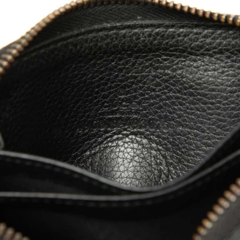 Gucci Grained Calfskin Logo Zip Around Coin Pouch Black Leather Very good condition - Box View