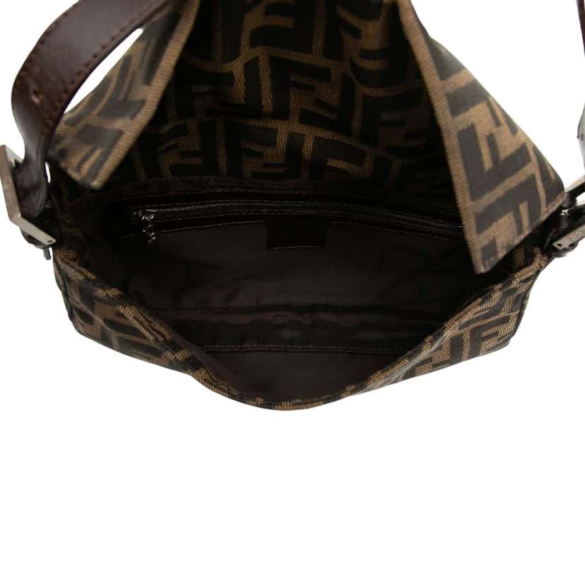 Fendi Zucca Canvas Baguette Brown Canvas Very good condition - Model View