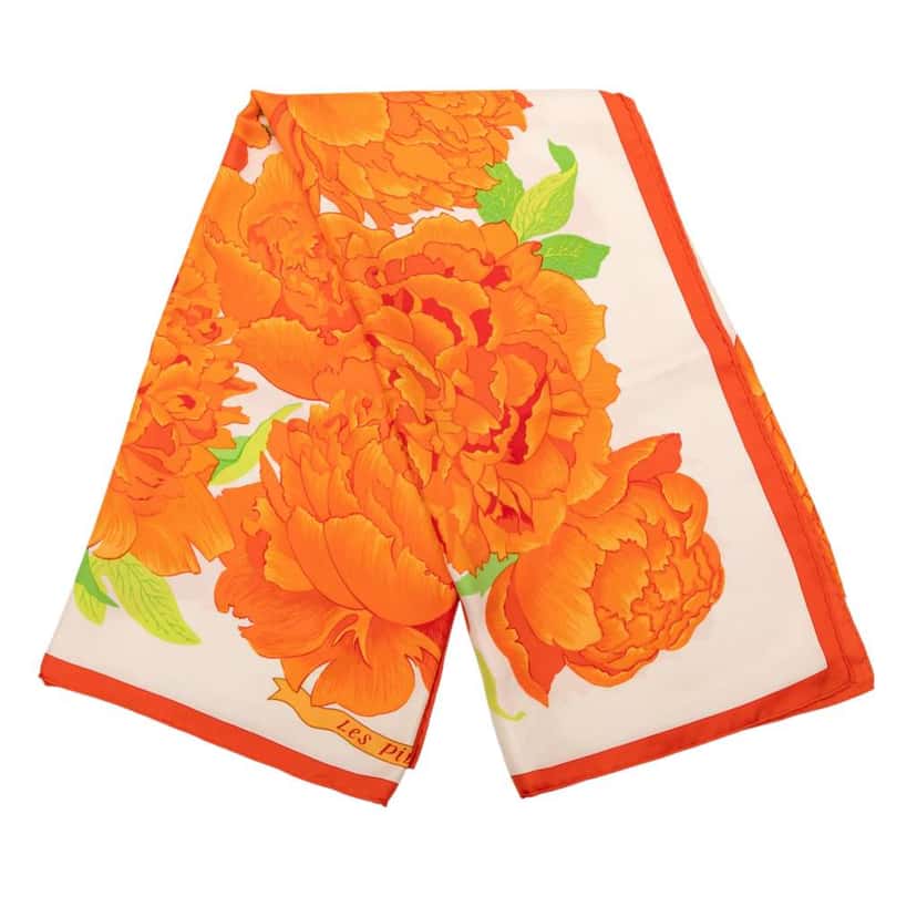 Hermès Les Pivoines Silk Scarf 90 Orange Silk Very good condition - Front View
