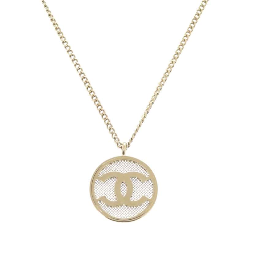 Chanel Gold Plated CC Mesh Round Pendant Necklace Gold Metal Very good condition - Inside View