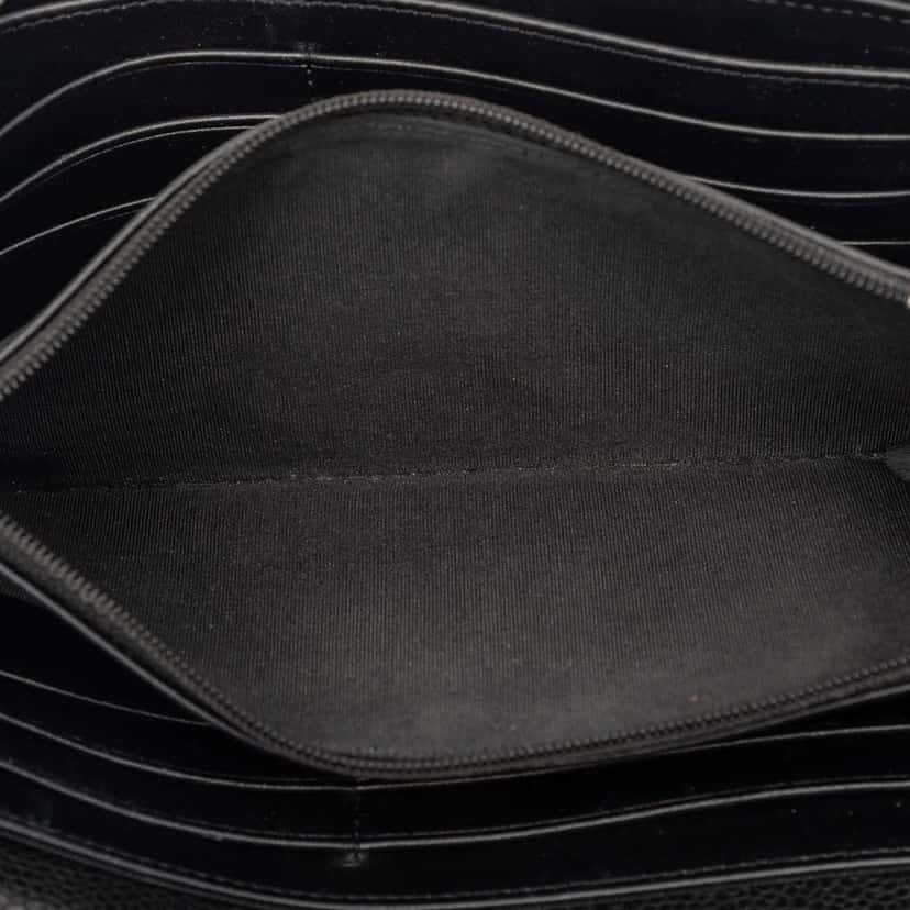 Chanel Quilted Caviar Boy Long Wallet Black Leather Very good condition - Model View