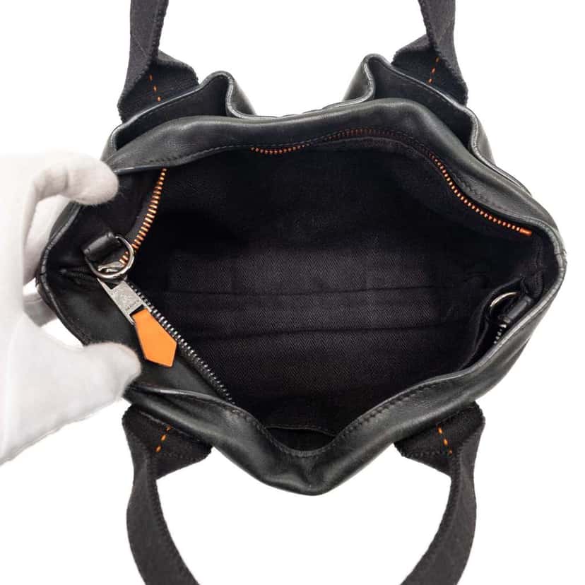 Hermès Caravan Horizontal PM Black Leather Very good condition - Model View