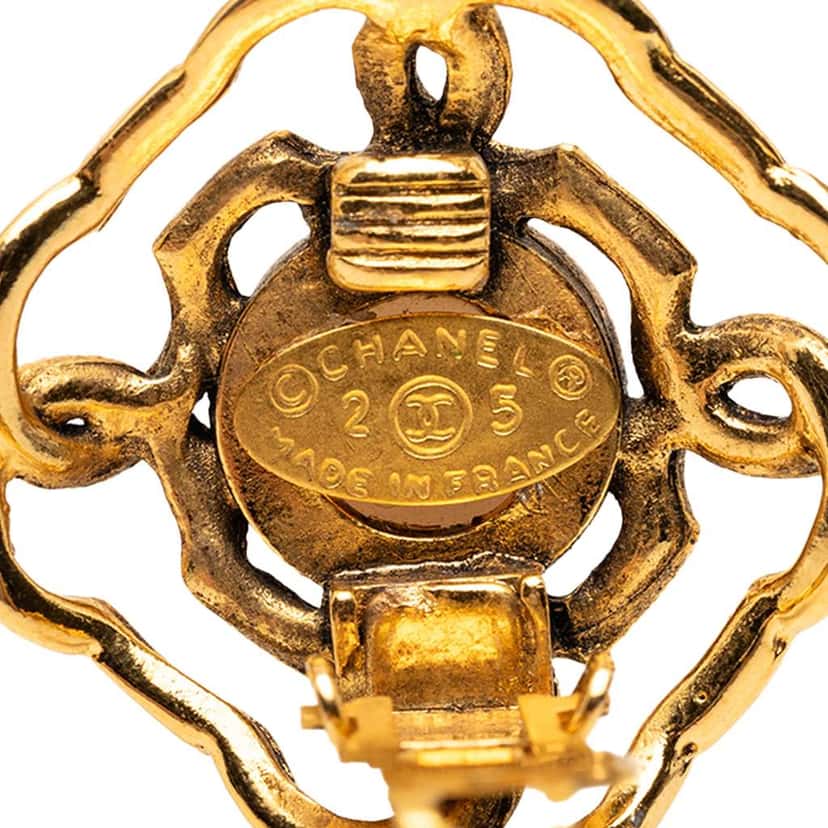 Chanel Gold Plated Faux Pearl Clip On Earrings Gold Metal Very good condition - Inside View