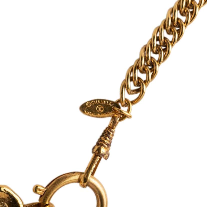 Chanel Gold Plated 31 Rue Cambon Plaque Pendant Necklace Gold Metal Very good condition - Model View