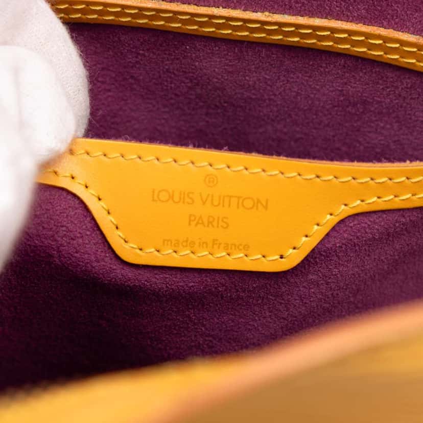Louis Vuitton Epi Gobelins Yellow Leather Good condition - Box View
