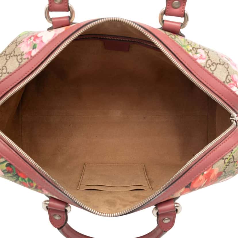 Gucci Medium GG Supreme Blooms Satchel Beige Canvas Very good condition - Model View