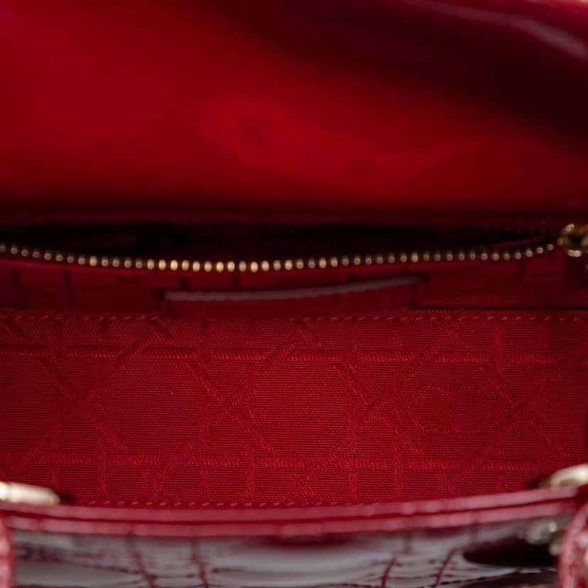 Dior Mini Patent Cannage Lady Dior Red Leather Very good condition - Model View