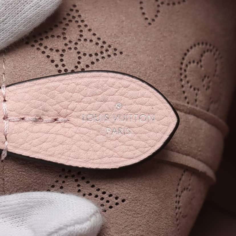 Louis Vuitton Monogram Mahina Blossom PM Pink Leather Very good condition - Box View