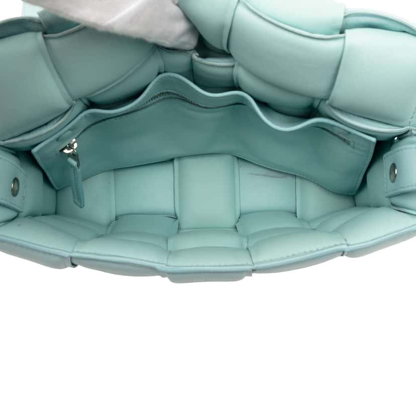 Bottega Veneta Nappa Intrecciato Padded Cassette Crossbody Blue Leather Very good condition - Model View