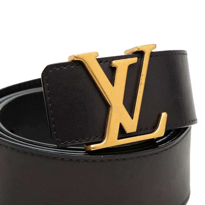 Louis Vuitton Leather LV Initiales Belt Black Leather Very good condition - Model View