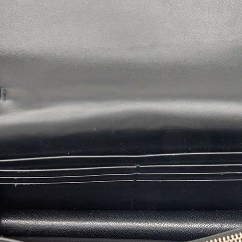 Saint Laurent Calfskin Cloud Star Applique Classic Monogram Kate Tassel Wallet on Chain Black Leather Very good condition - Model View