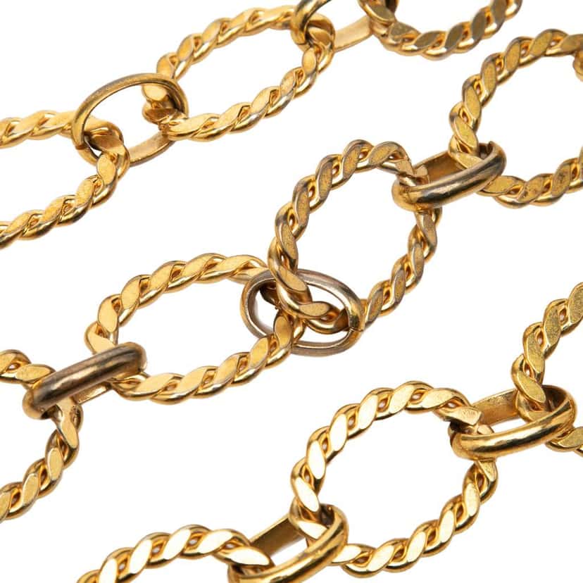 Chanel Gold Plated CC Logo Chain Belt Gold Metal Very good condition - Model View