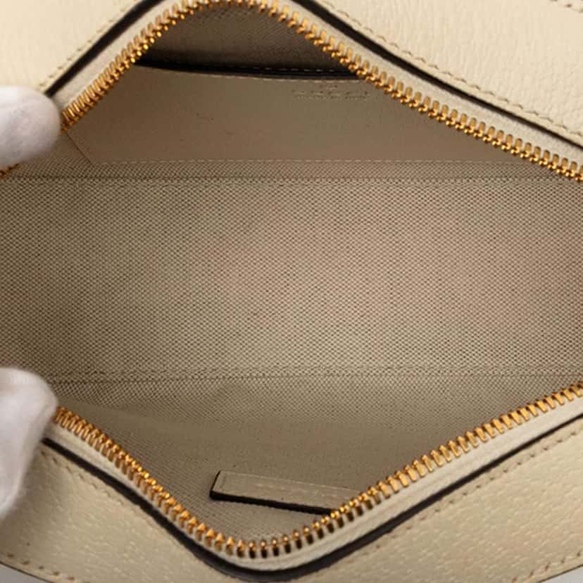 Gucci Small GG Supreme Textured Calfskin Web Ophidia Camera Bag Beige Canvas Very good condition - Model View