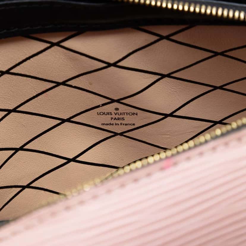 Louis Vuitton Epi Trunk Clutch Pink Leather Very good condition - Box View