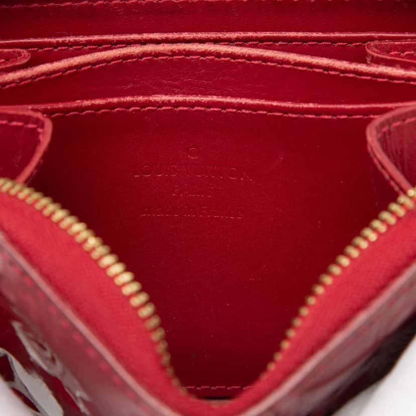 Louis Vuitton Monogram Vernis Zippy Coin Purse Red Leather Very good condition - Box View