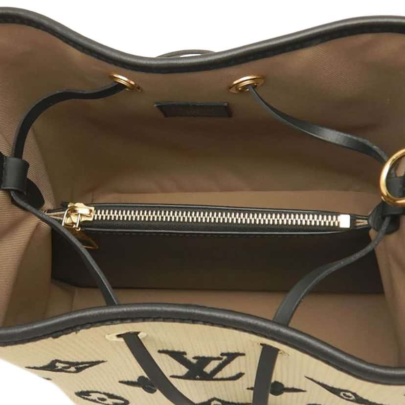 Louis Vuitton Monogram By the Pool Neonoe MM Brown Cotton Very good condition - Model View