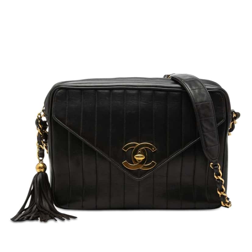 Chanel CC Vertical Quilted Lambskin Tassel Flap Camera Bag Black Leather Good condition - Front View