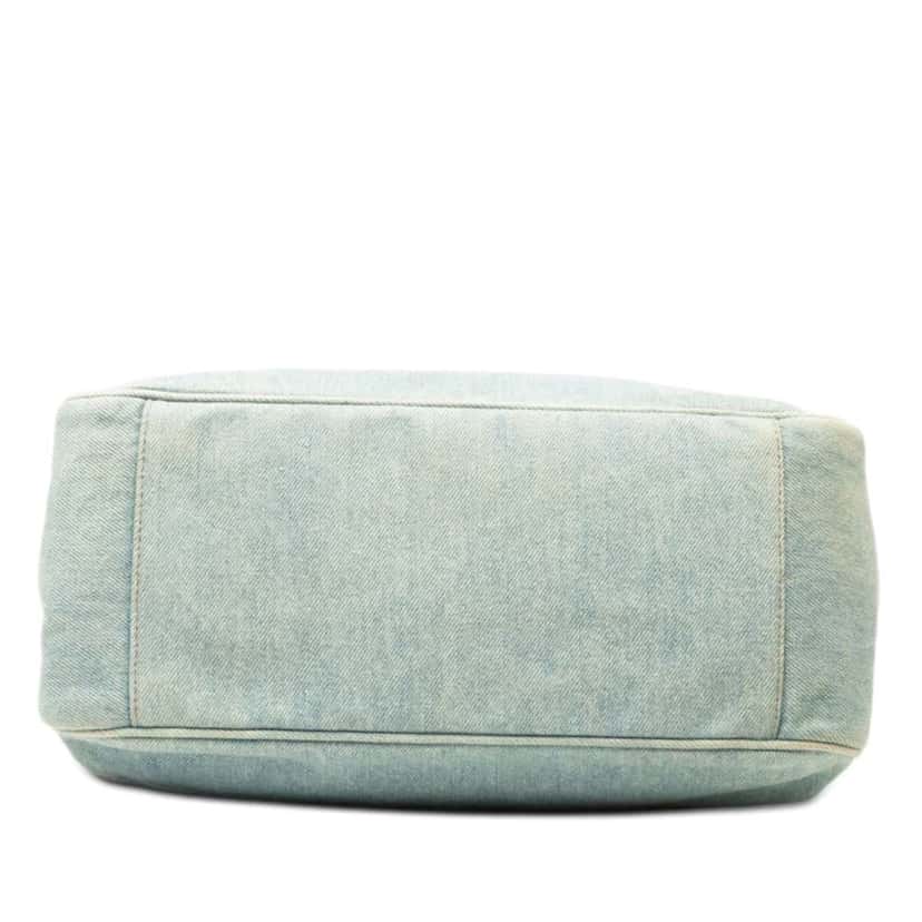 Chanel CC Denim Tortoise Handle Tote Blue Denim Very good condition - Inside View