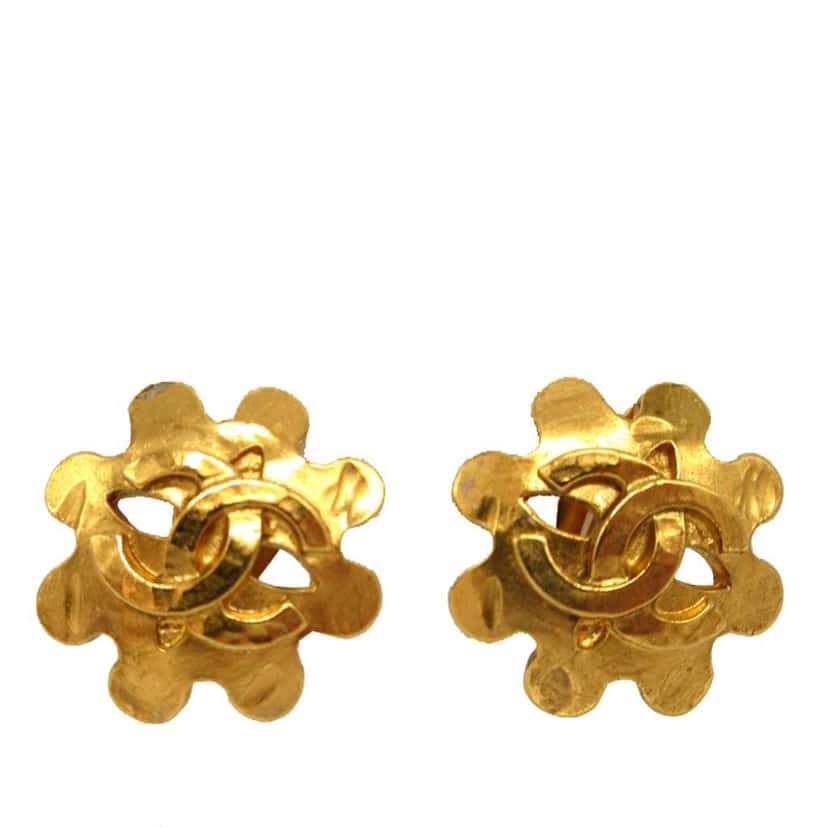 Chanel CC Gold Plated Floral Clip On Earrings Gold Metal Very good condition - Front View