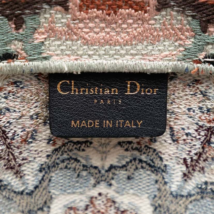 Dior Large Embroidered Canvas KaleiDiorscopic Book Tote Pink Canvas Very good condition - Box View