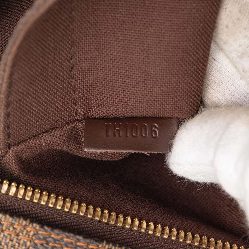 Louis Vuitton Damier Ebene Naviglio Brown Very good condition - Box View