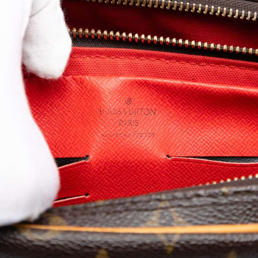 Louis Vuitton Monogram China Run Pavel Clutch Brown Very good condition - Box View