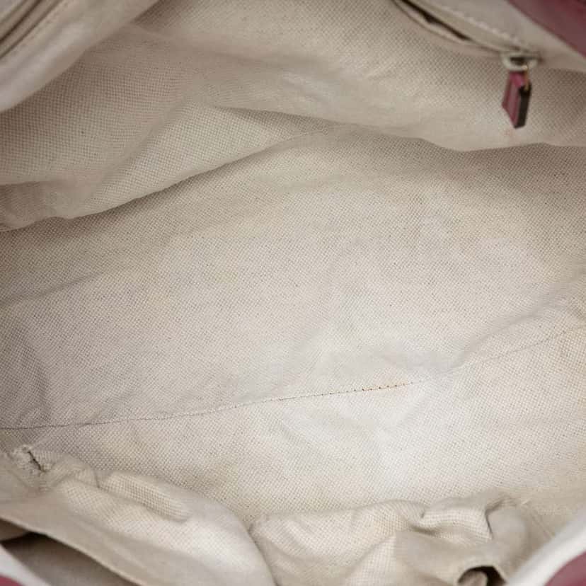 Gucci GG Canvas Sukey Satchel Beige Canvas Very good condition - Model View