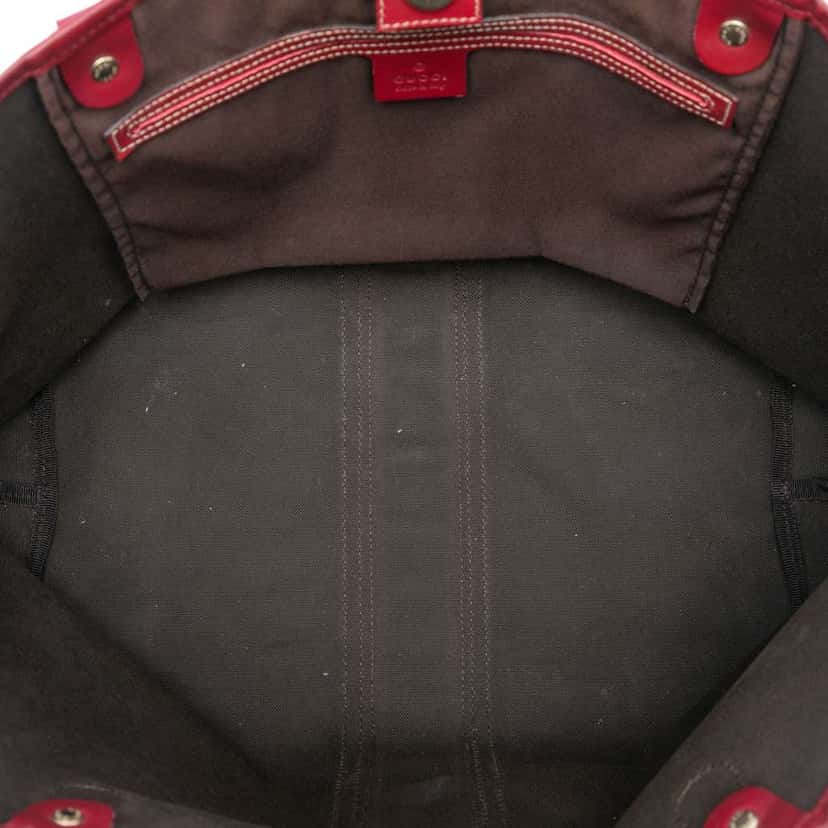 Gucci GG Supreme Web Tote Beige Canvas Very good condition - Model View