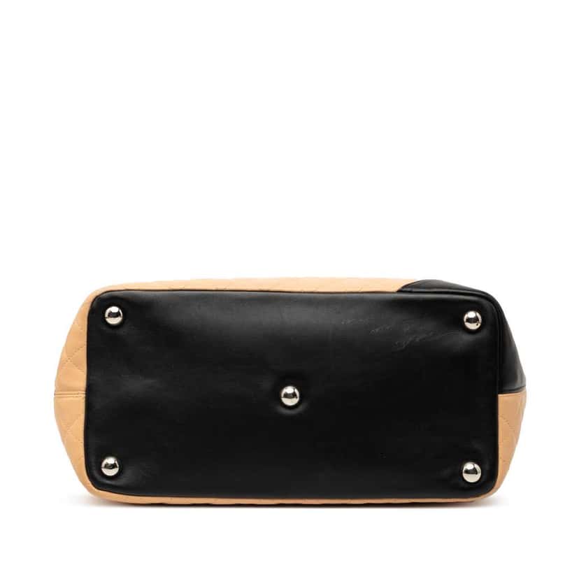 Chanel Large Quilted Lambskin Cambon Ligne Tote Beige Leather Very good condition - Inside View