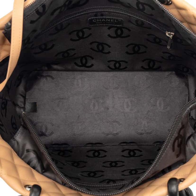 Chanel Large Quilted Lambskin Cambon Ligne Tote Beige Leather Very good condition - Model View