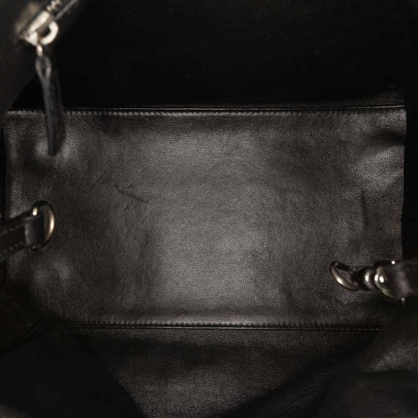 Dior Lambskin Cannage Soft Lady Dior Black Leather Very good condition - Model View