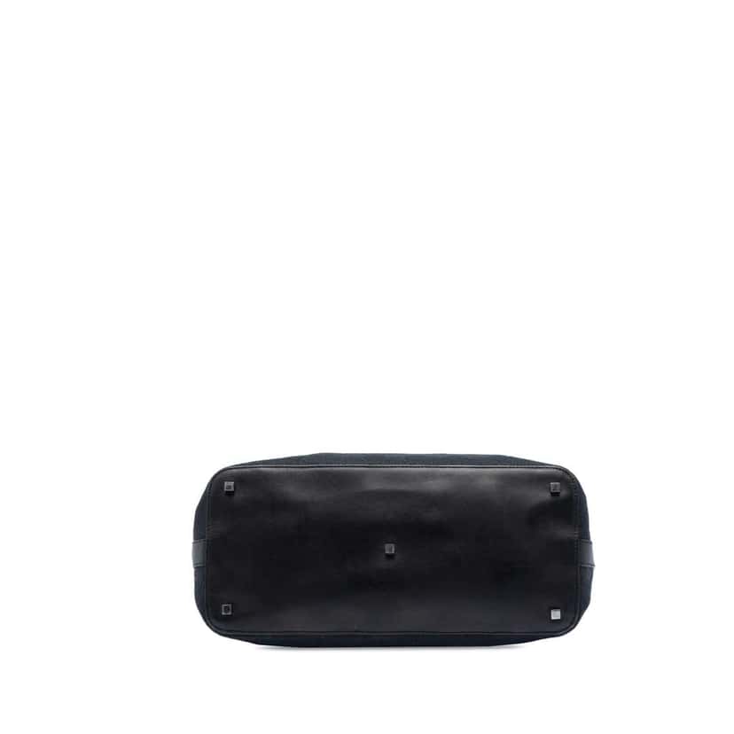 Gucci GG Canvas Shoulder Bag Black Canvas Very good condition - Inside View