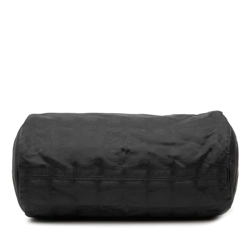 Chanel New Travel Line Nylon Barrel Shoulder Bag Blue Very good condition - Inside View