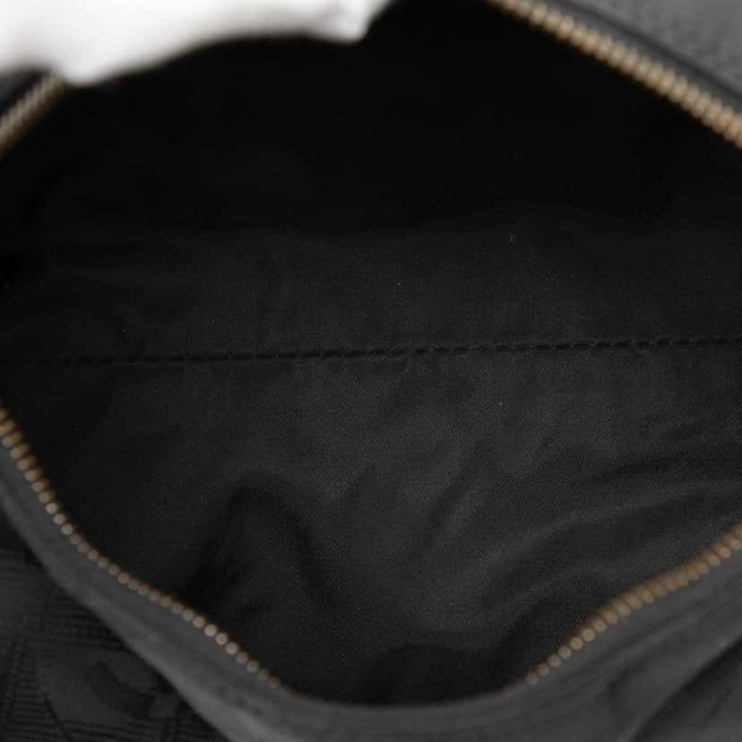 Chanel New Travel Line Nylon Barrel Shoulder Bag Blue Very good condition - Model View