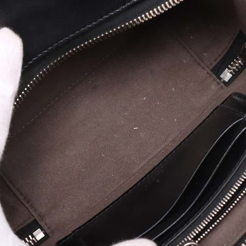 Gucci GG Supreme Interlocking G Crossbody Black Canvas Very good condition - Inside View