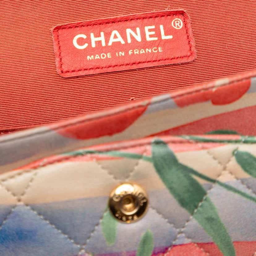 Chanel Medium Classic Lambskin Floral Double Flap Beige Leather Very good condition - Box View