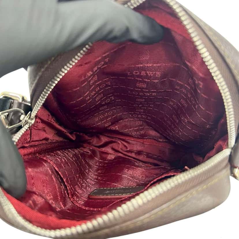 Loewe Leather Anagram Crossbody Brown Leather Very good condition - Inside View