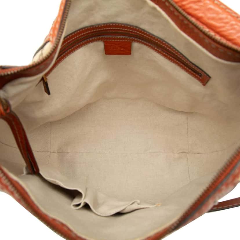 Gucci Medium GG Canvas Running Satchel Beige Canvas Very good condition - Model View