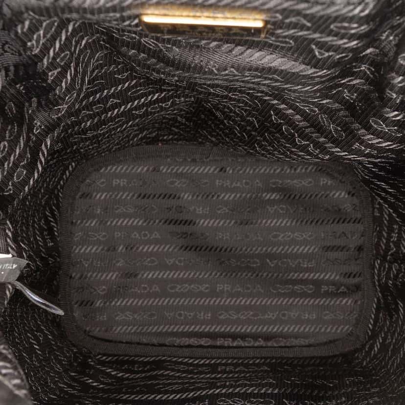 Prada Re Nylon Duet Bucket Bag Black Very good condition - Model View