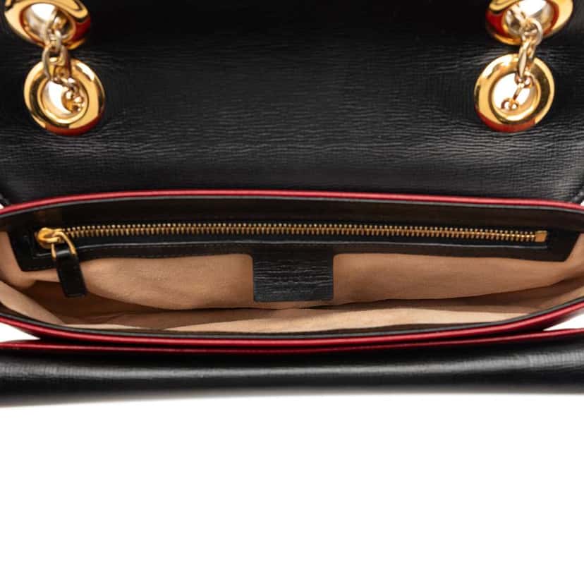 Gucci Small Leather Marina Chain Shoulder Bag Red Leather Very good condition - Model View