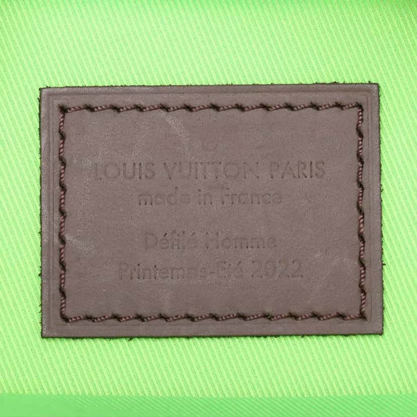 Louis Vuitton Monogram No7 Vertical Box Trunk Brown Very good condition - Box View