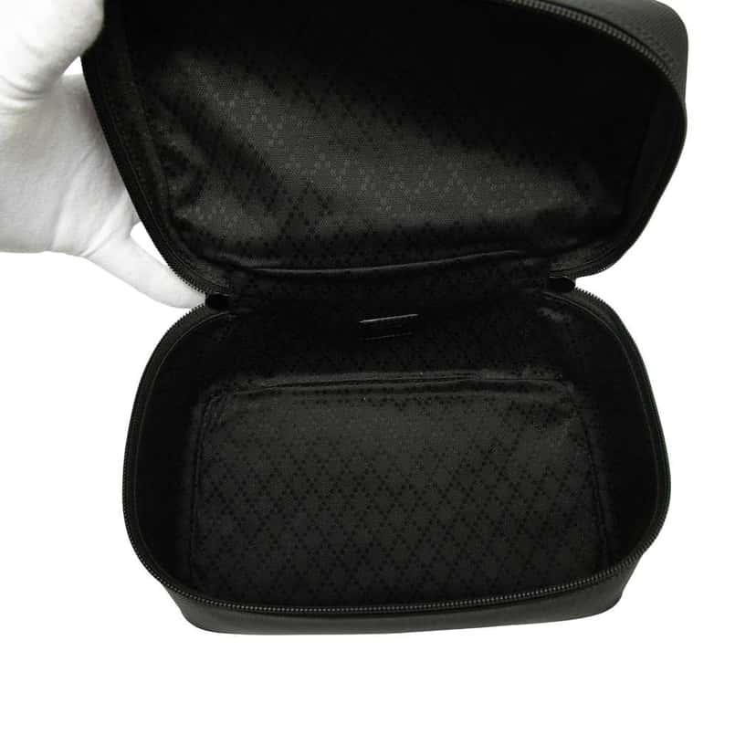 Gucci Nylon Bamboo Vanity Bag Black Very good condition - Model View