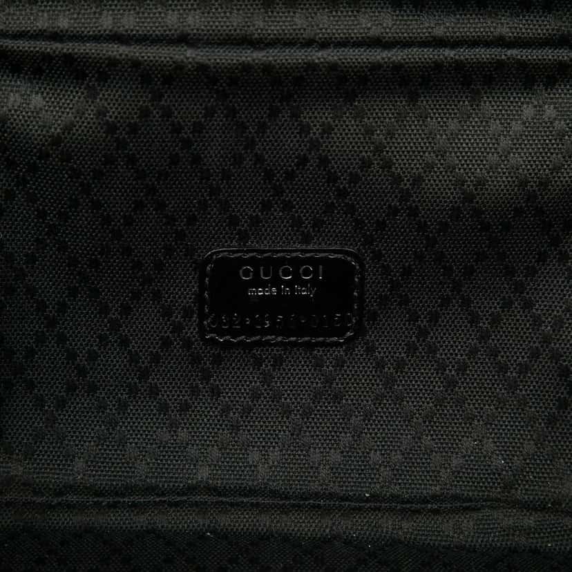 Gucci Nylon Bamboo Vanity Bag Black Very good condition - Box View