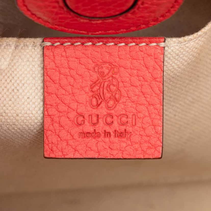 Gucci Mini Leather Swing Handbag Red Leather Very good condition - Box View