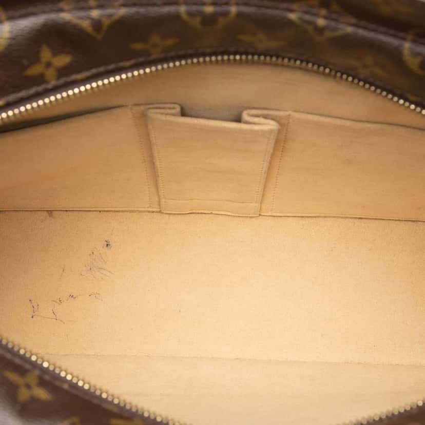 Louis Vuitton Monogram Luco Brown Very good condition - Model View