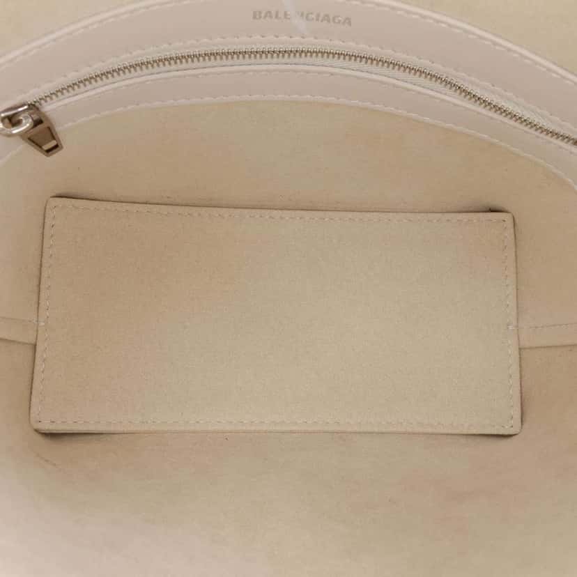 Balenciaga Smooth Calfskin Mary Kate Tote XS Brown Leather Very good condition - Model View